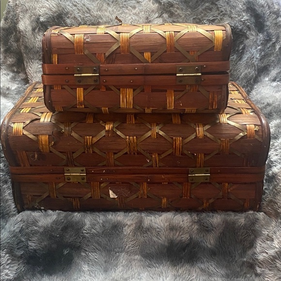 Woven Brown and Tan Basket Set - Picture 7 of 16